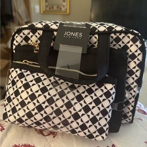 Jones New York Red and White Travel Set